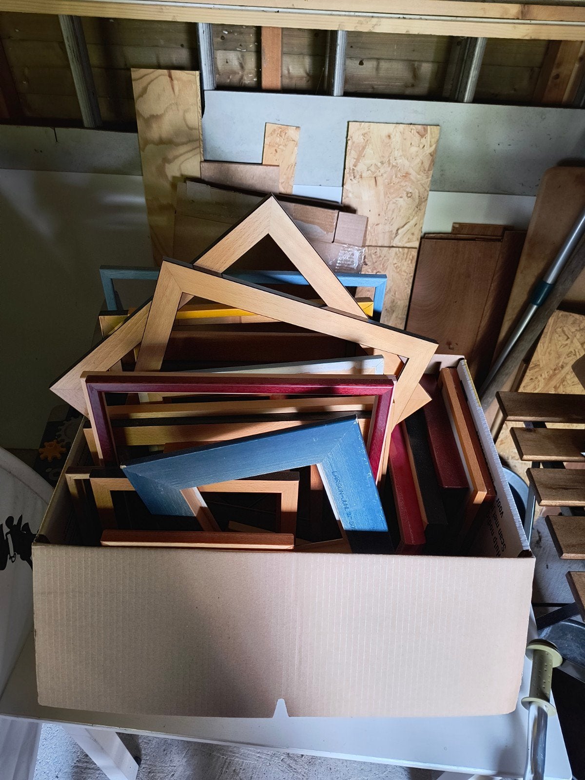 Hele doos met diverse lijsten voor projecten, Ophalen, Gebruikt, Fotolijst, Meerkleurig