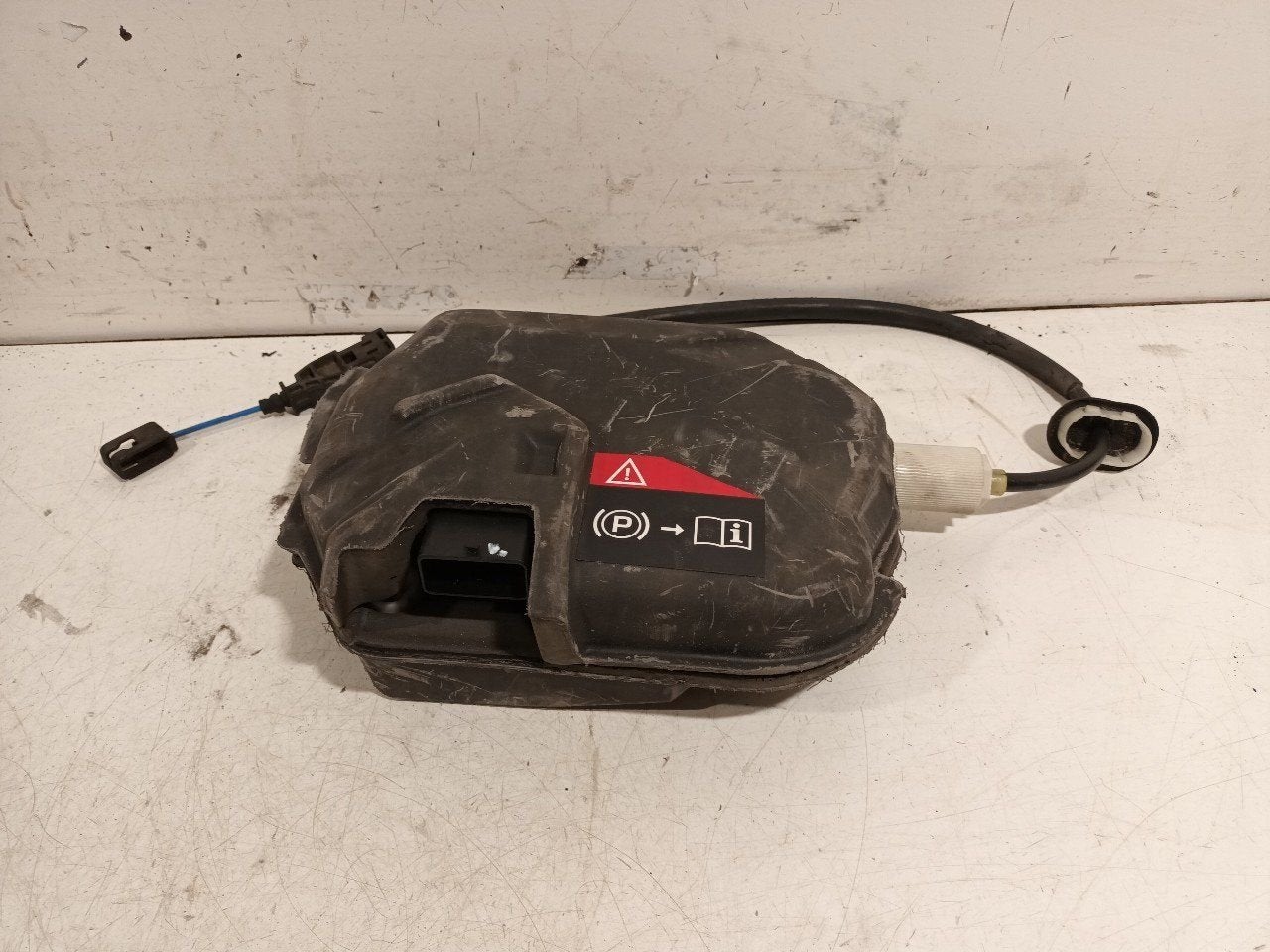 Handremsysteem Citroën DS4, Onderdelen@venauto.nl, Van der Ven Autorecycling B.V., Gebruikt, Ettenseweg 76, 4706 PB Roosendaal, The Netherlands