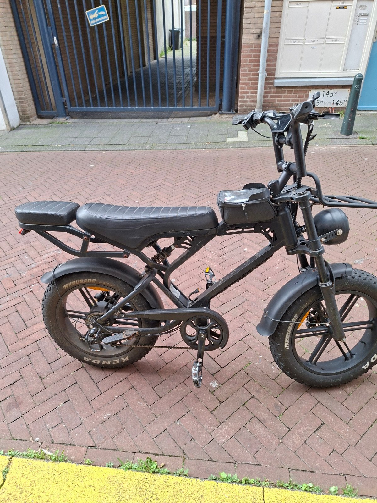 Stoere Fatbike E-bike met dubbel zadel en bagagedrager, Overige merken, Minder dan 30 km per accu, Gebruikt, Ophalen of Verzenden