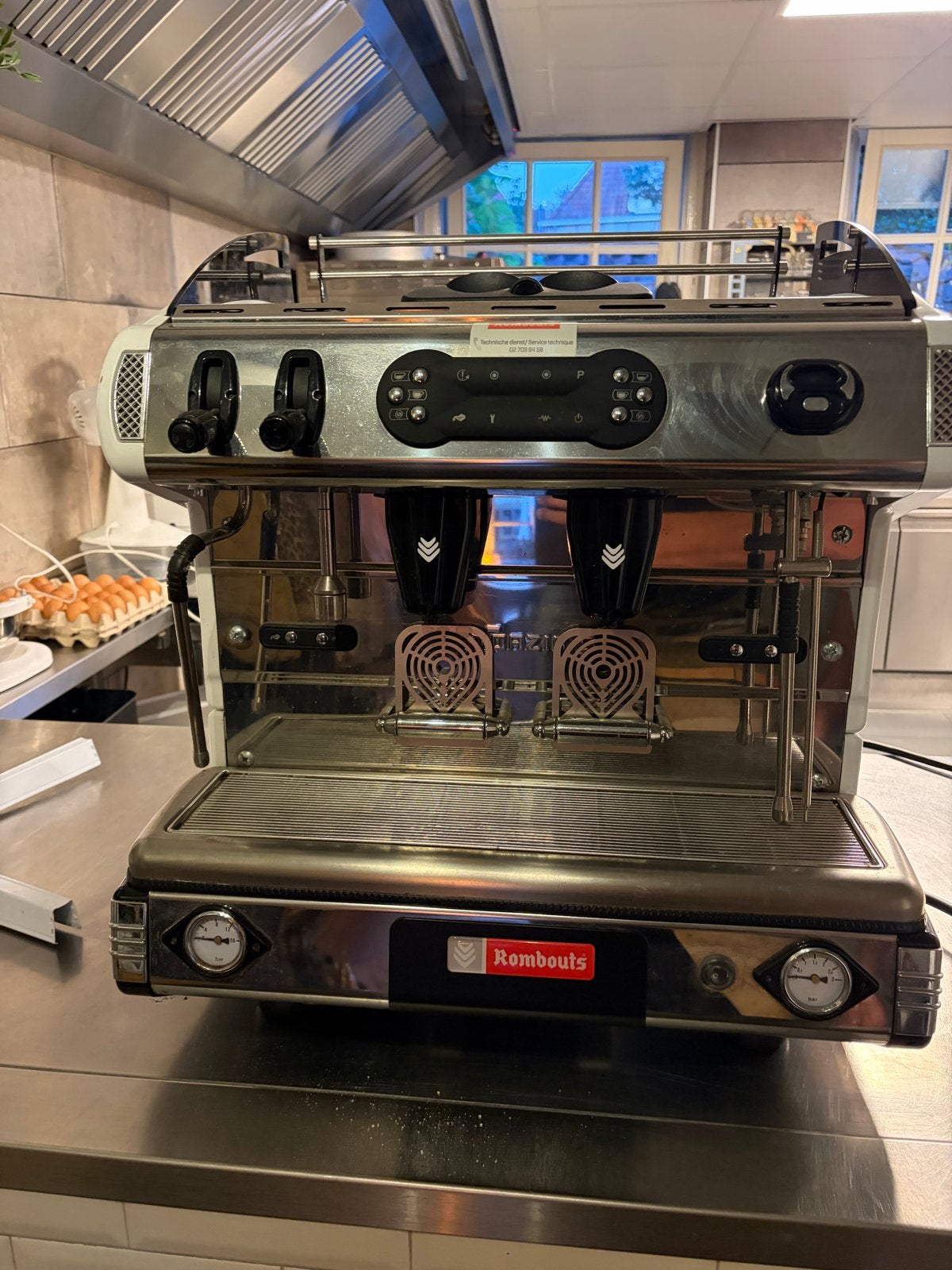 Rombouts Via Nova II Professionele pods Espressomachine, Gebruikt, Espresso apparaat, 10 kopjes of meer, Gemalen koffie