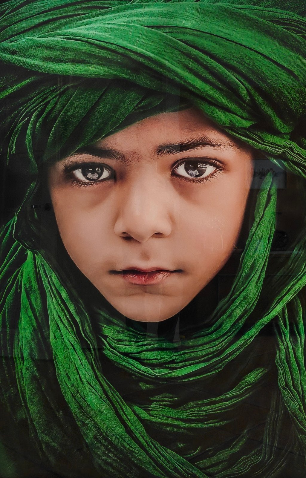 "Green Boy" van fotograaf Saeed Dhahi, Ophalen