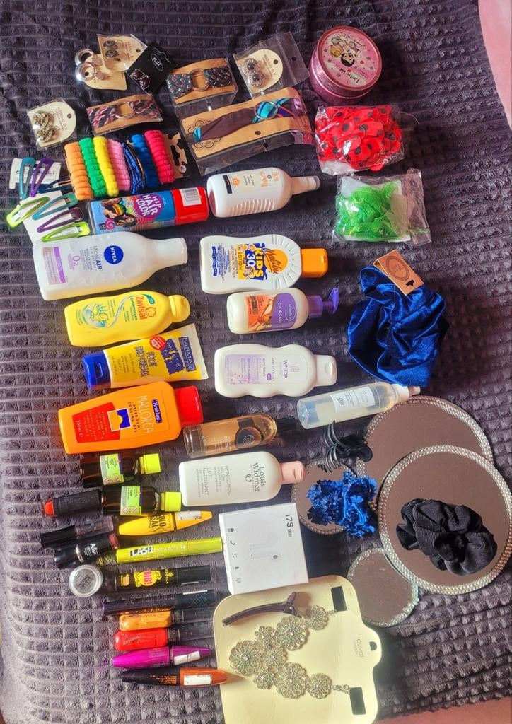 Grote partij haaraccessoires en verzorgingsproducten, Ophalen of Verzenden, Nieuw, Gel, Wax, Haarlak of Mousse