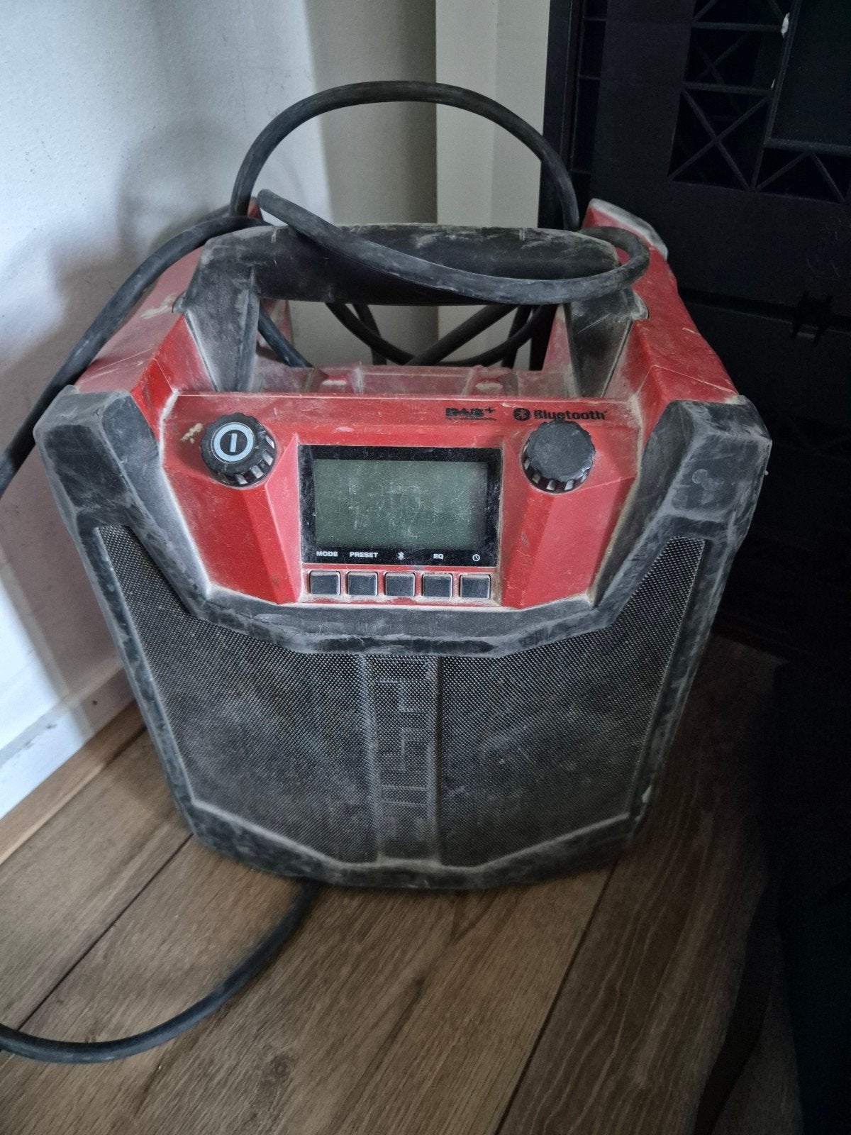 Hilti Bouwradio met DAB+ en Bluetooth, Doe-het-zelf en Verbouw, Gereedschap | Overige machines, Ophalen, Gebruikt