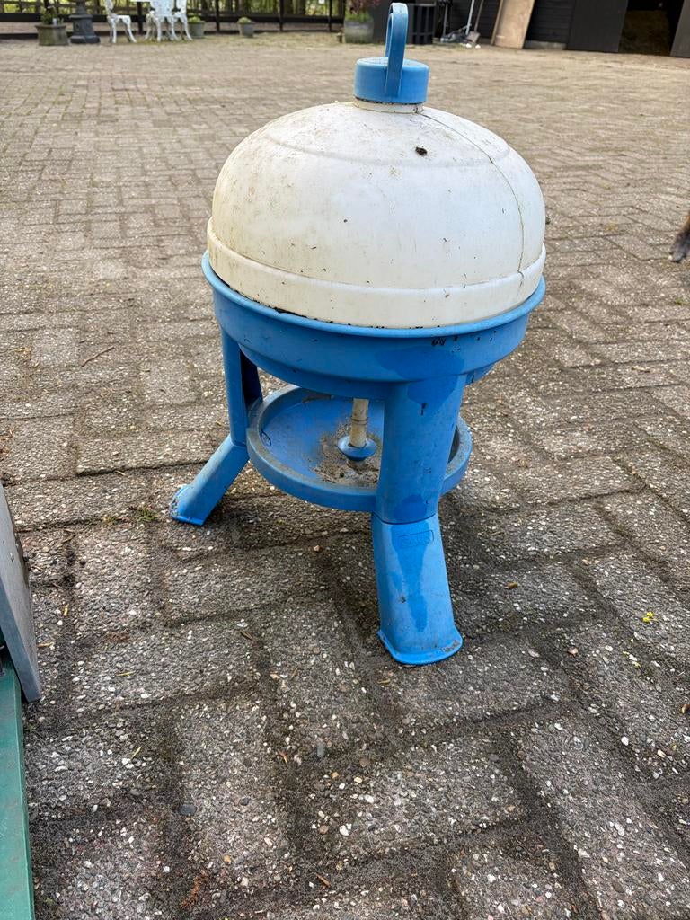 Voer silo, Ophalen, Drinken en Voederen
