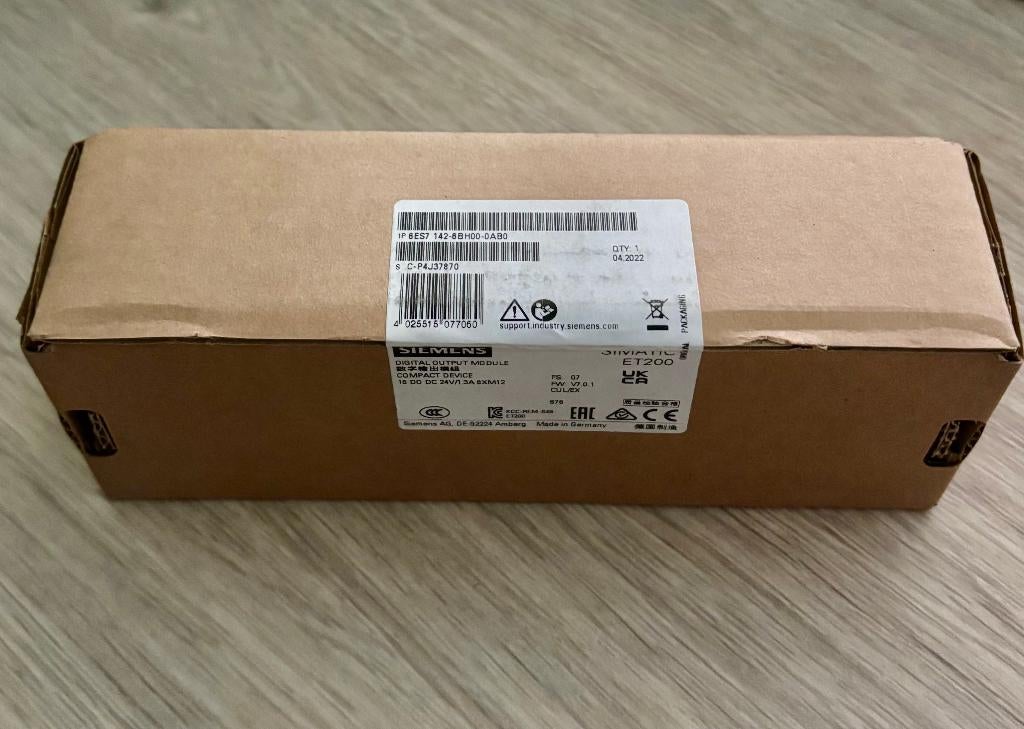 SIEMENS - Simatic - ET 200eco PN - 16DO - 6ES7142-6BH00-0AB0, Hobby en Vrije tijd, Www.siemens.com, Www.siemens.com, Ophalen of Verzenden