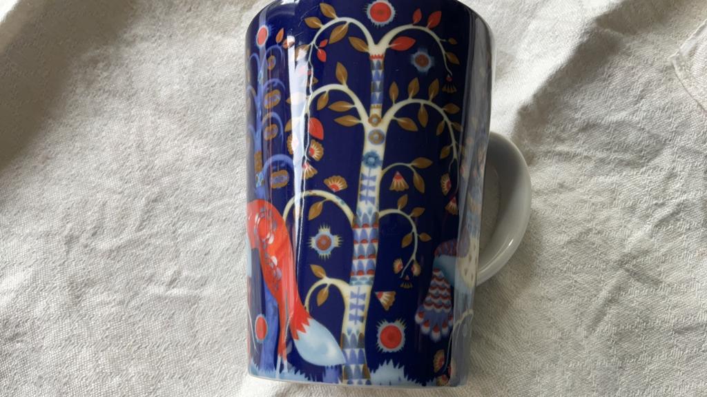 Iittala taika mok, Huis en Inrichting, Keuken | Servies, Gebruikt, Ophalen of Verzenden, Overige stijlen, Kop(pen) en/of Schotel(s)