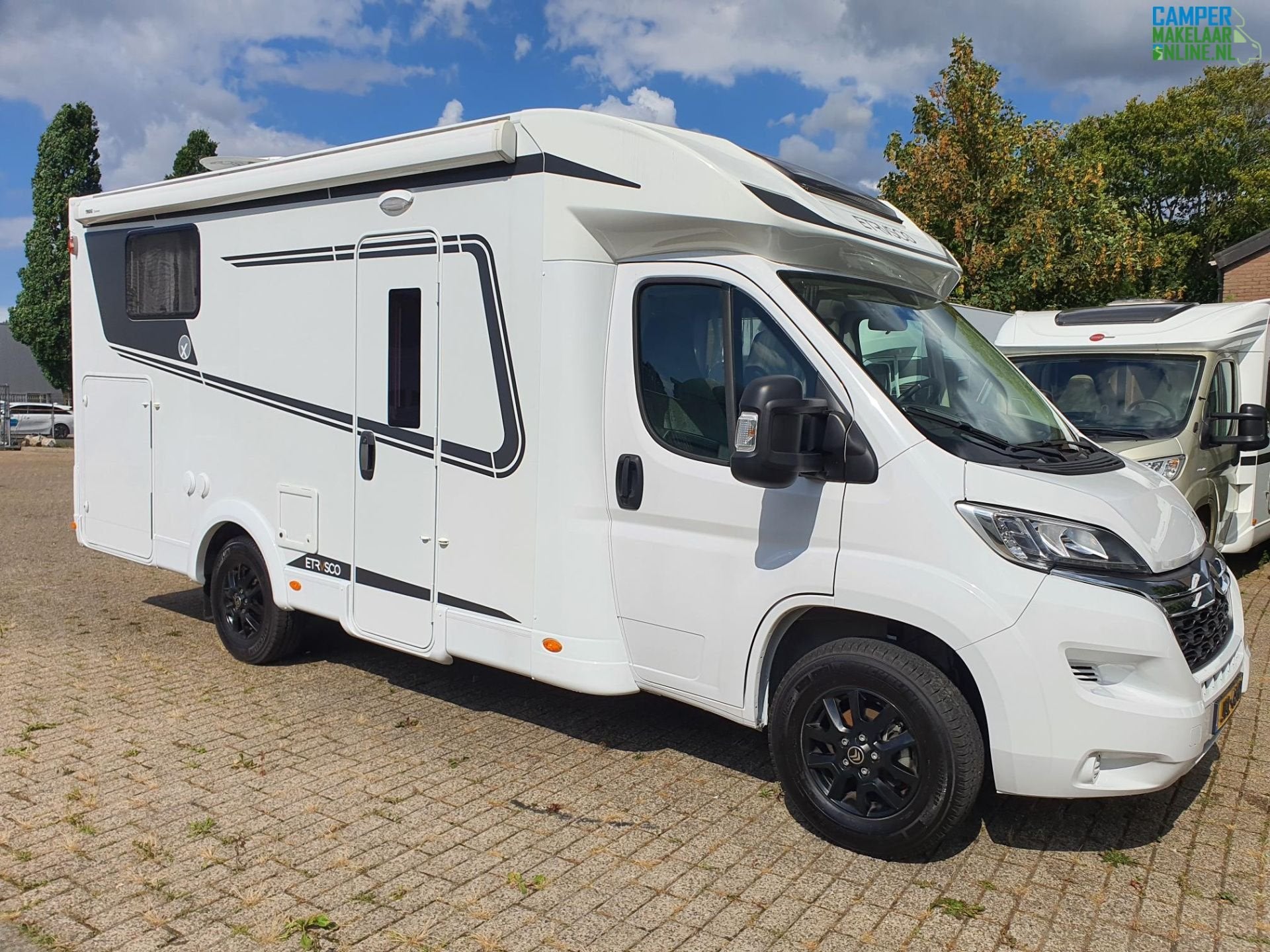 Prachtige Etrusco T 6900 SB-Nieuwstaat& Compleet uitgerust, Luifel, 6 tot 7 meter, Bedrijf, Tot en met 3