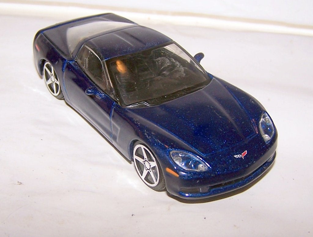 Bburago Chevrolet Corvette 2004. 1/43. Nwst., Ophalen of Verzenden, Zo goed als nieuw, Auto, Overige merken