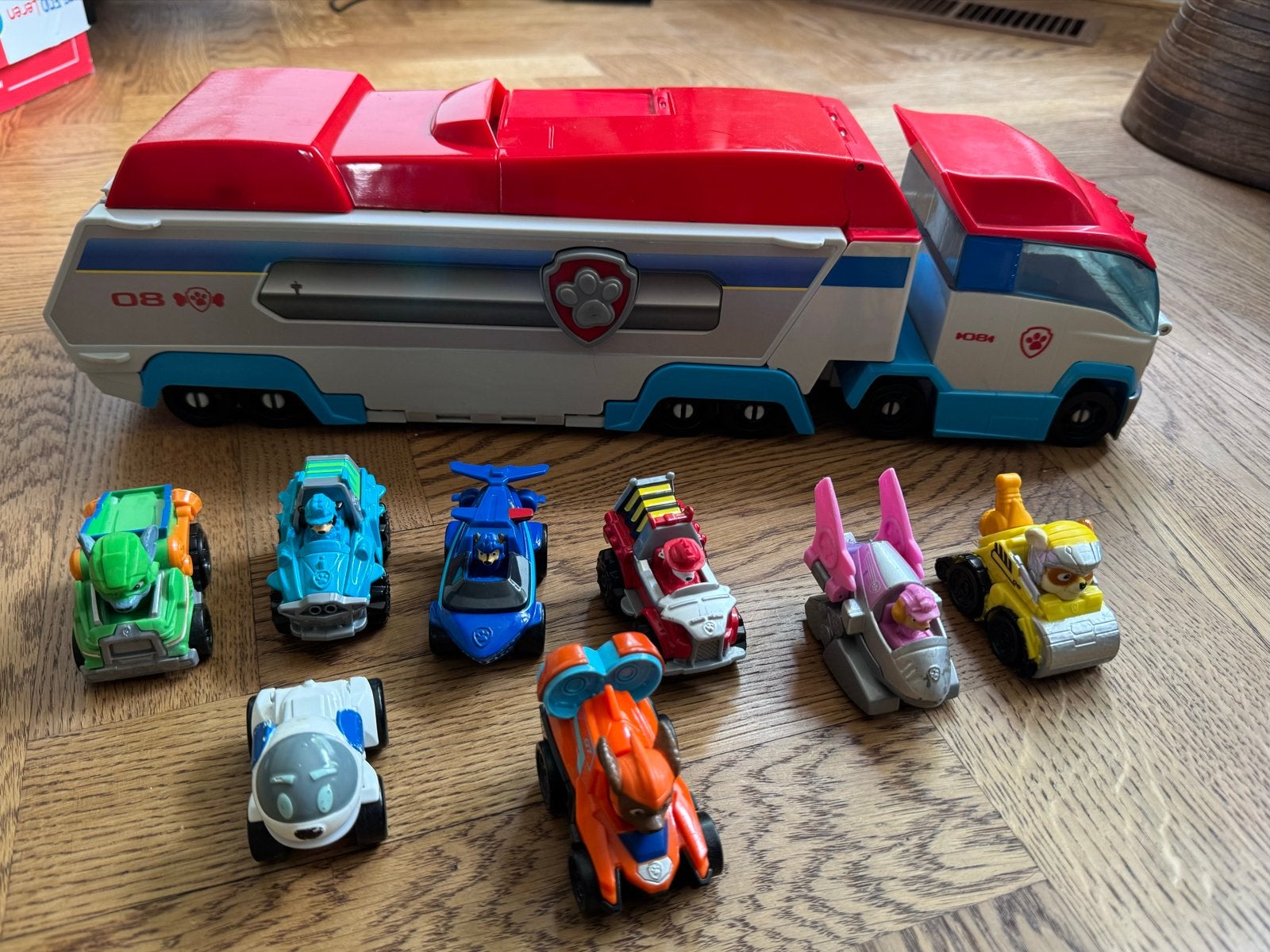 Paw Patrol Patroller met 8 voertuigen en speelset, Ophalen, Gebruikt