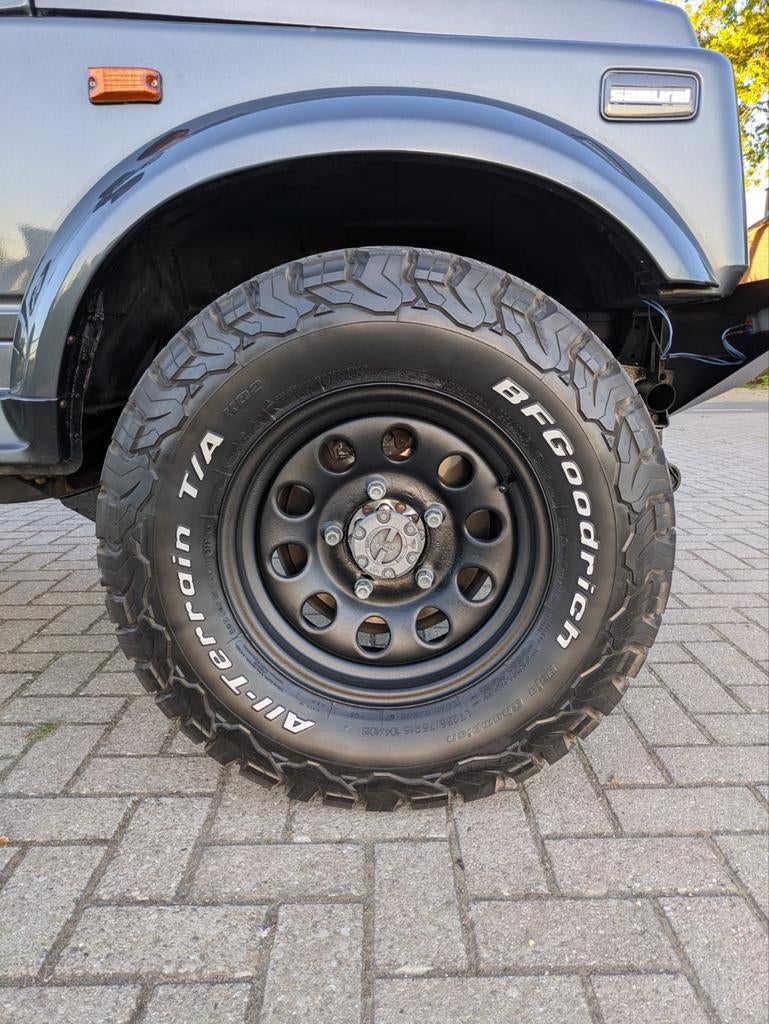 Samurai jimny velgen set nieuw 235 75 15 orgineel, Ophalen, 15 inch, Banden en Velgen, Nieuw