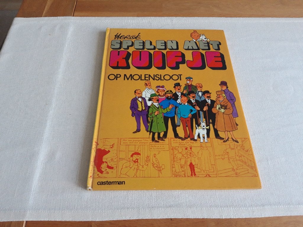 Kuifje - Spelen met Kuifje op Molensloot, Boeken, Eén stripboek, Ophalen of Verzenden, Gelezen