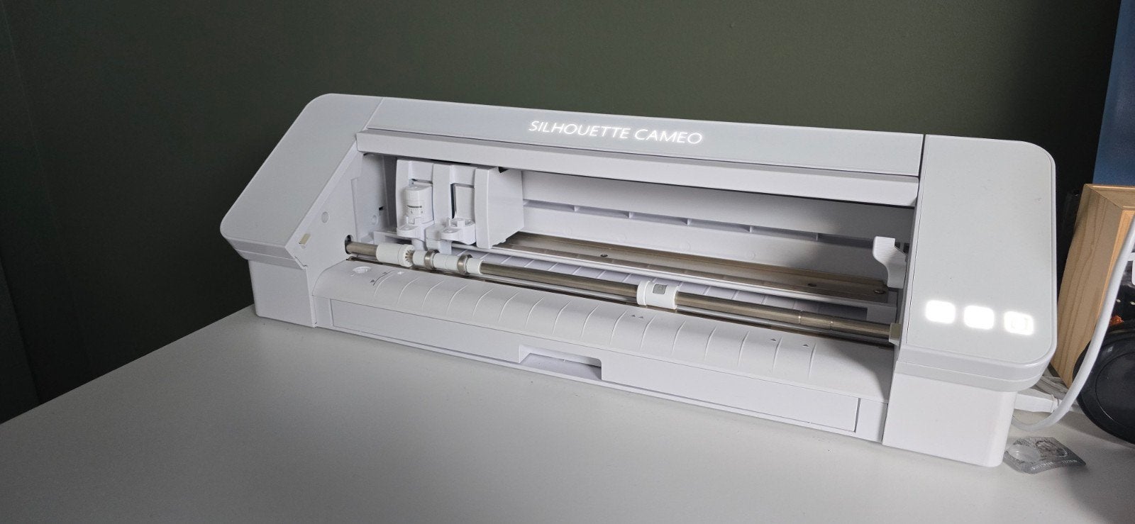 Silhouette Cameo 4 snijplotter met veel vinyl