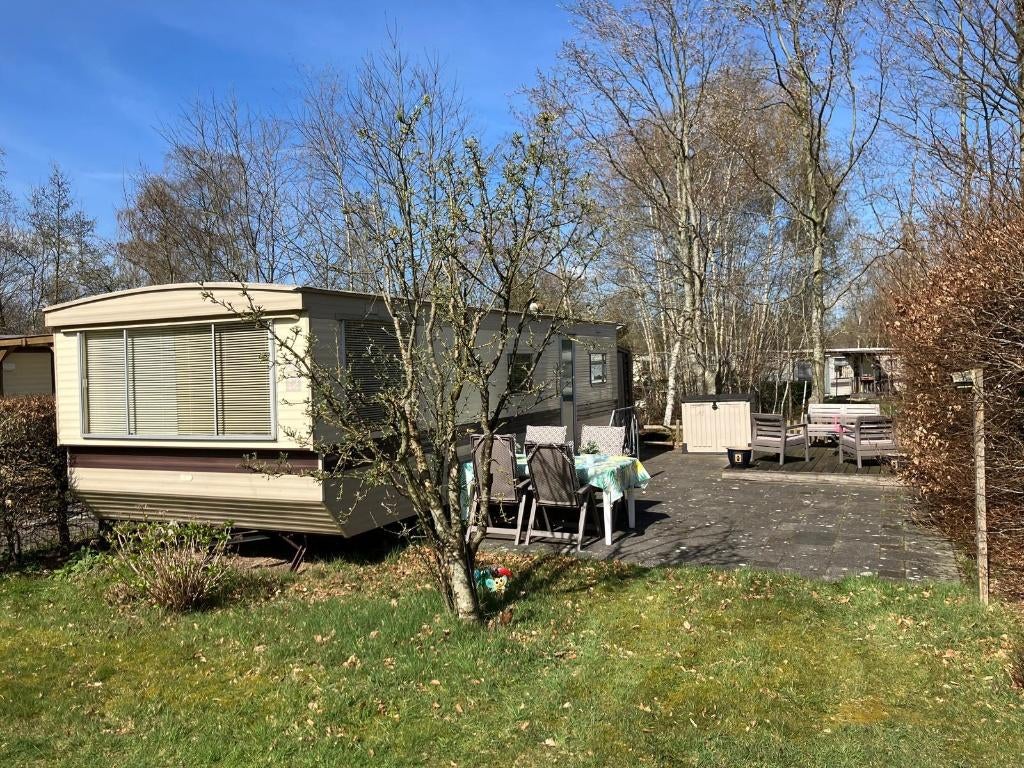 Stacaravan met staanplaats op camping Eeserheideveld, de Pol, Tot en met 4