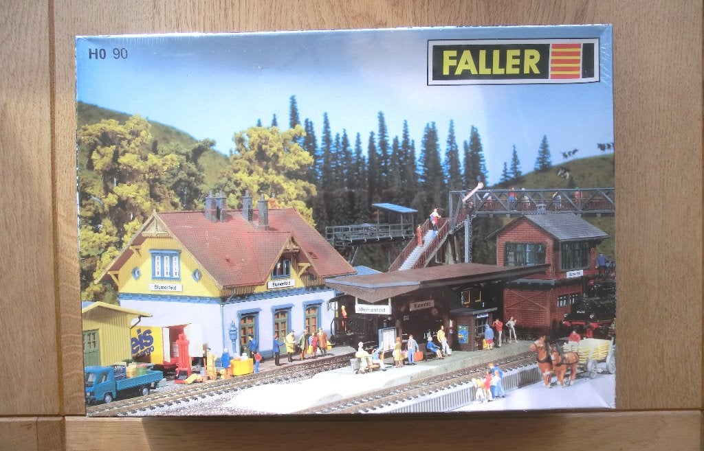 Faller station assortiment H0 artikelnummer 90, Overige merken, Gelijkstroom of Wisselstroom, Brug, Tunnel of Gebouw, Nieuw