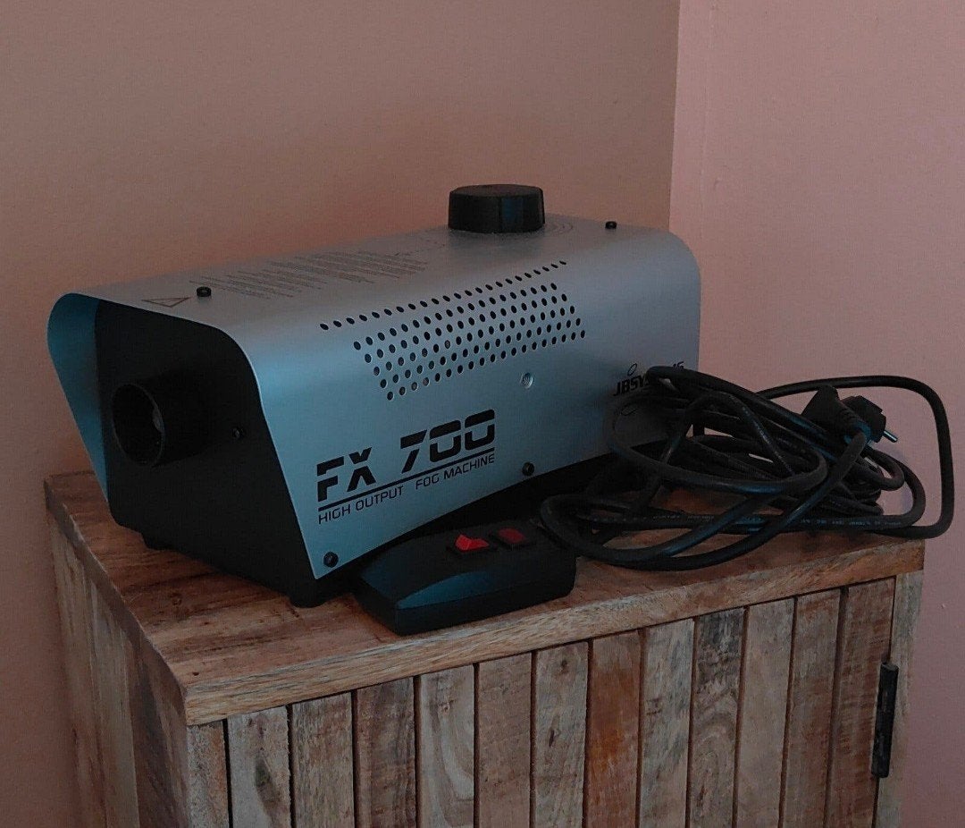 Rookmachine incl vloeistof te huur, Ophalen, Zo goed als nieuw, Rookmachine