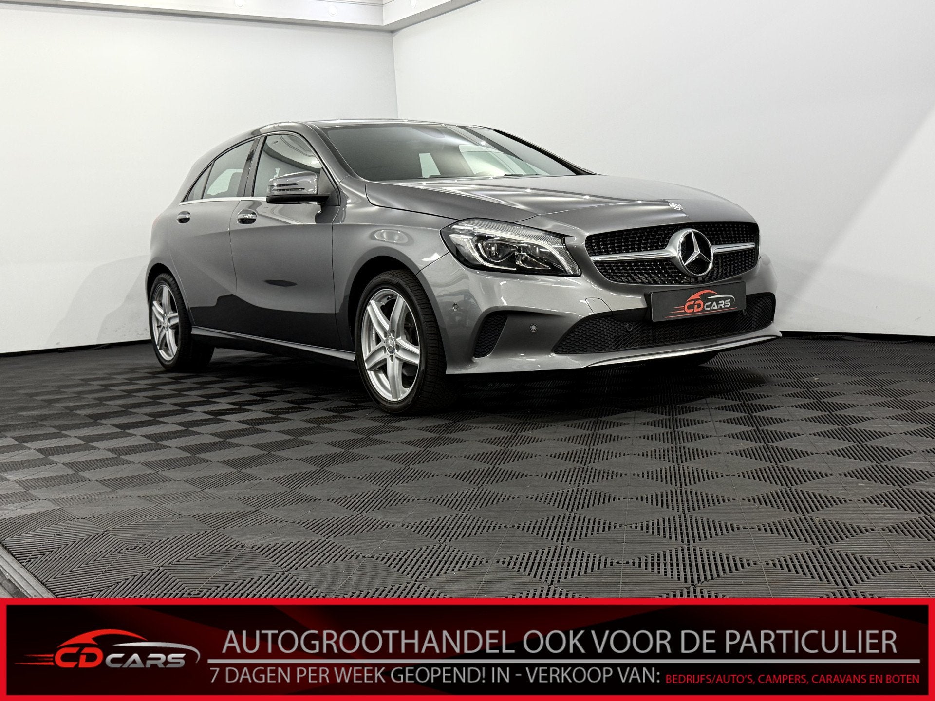 Mercedes-Benz A-Klasse 180 d Ambition Camera, Half leder, Na, Auto's, 1325 kg, Gebruikt, Euro 6, 4 cilinders