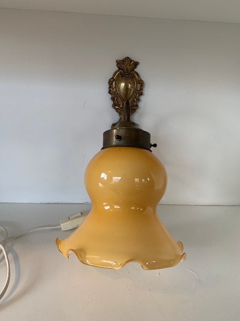 Vintage wandlamp met opaline glazen kap, Met snoer/stekker, Gebruikt, Oranje, Wandlamp