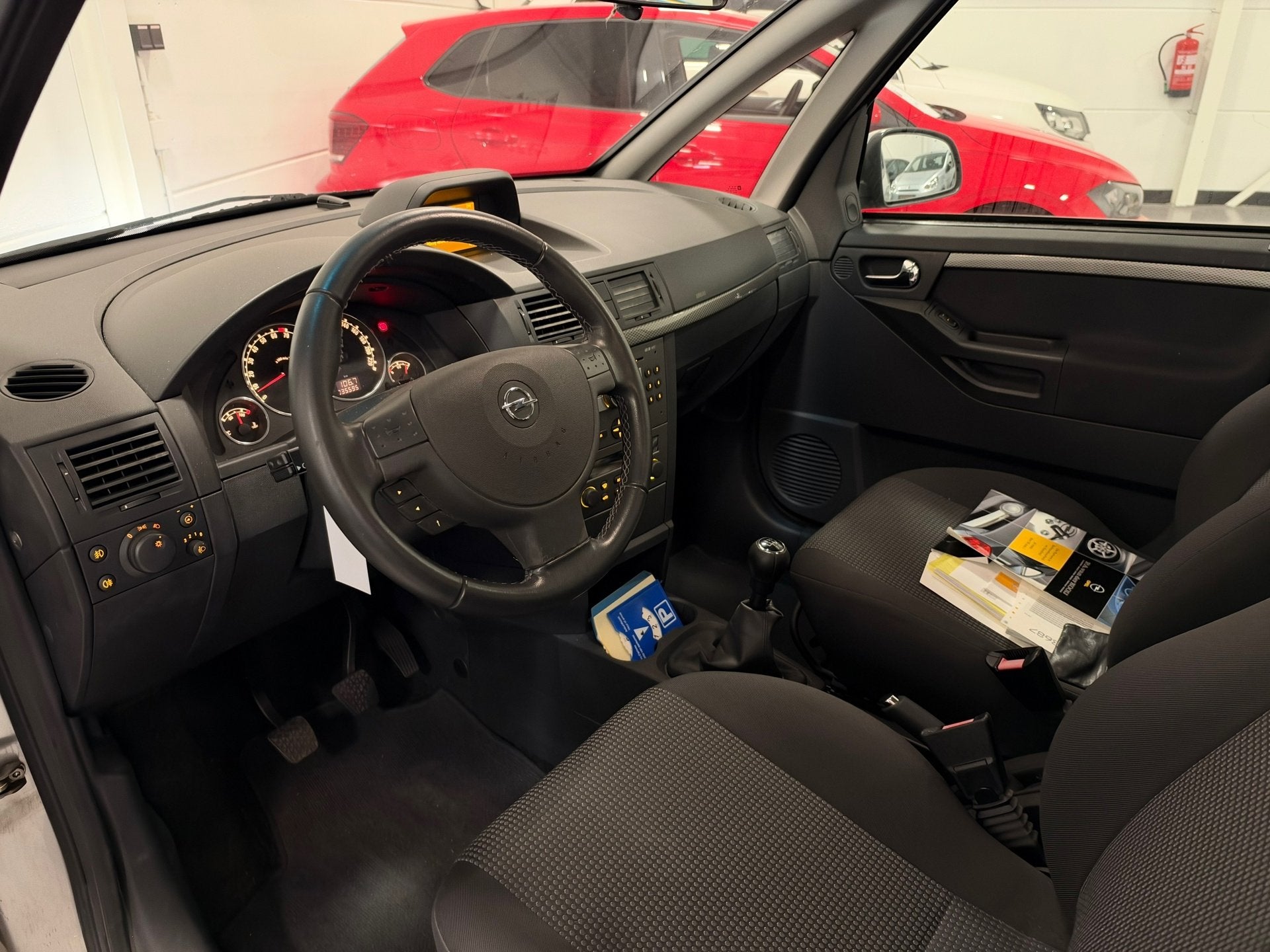 Opel Meriva 1.6-16V Temptation 1E Eigenaar Nap Dealer Onderh, Auto's, Voorwielaandrijving, Dealer onderhouden, Gebruikt, Zwart