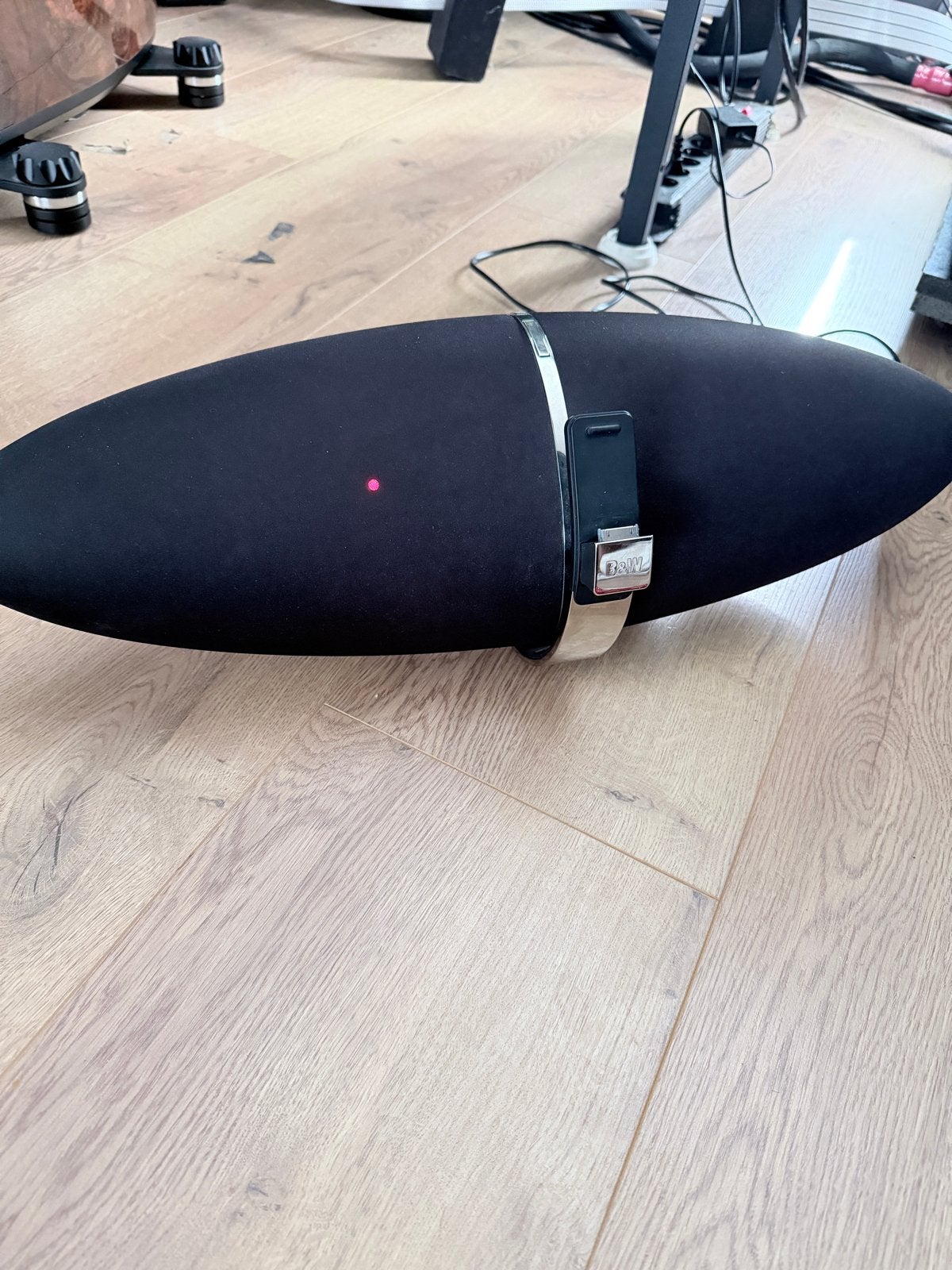 Bowers & Wilkins Zeppelin iPod Dock Speaker, Gebruikt, Ophalen of Verzenden, Draagbare speaker, Bowers & Wilkins (B&W)
