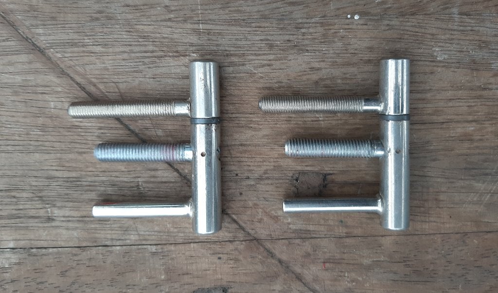 Paumelle 70 x Ø 12 mm 2 Stuks, Ophalen, Zo goed als nieuw, Chroom, Scharnier