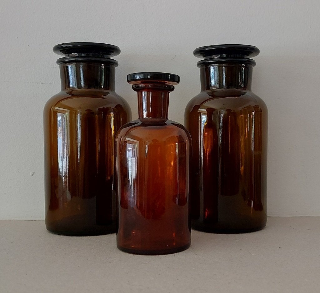 3 bruine glazen apotheekflessen glazen stop., Ophalen of Verzenden