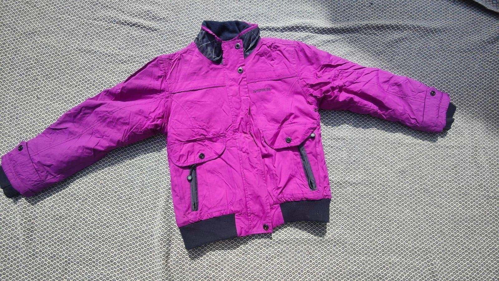 Warme paarse winterjas - Maat 140 adventure line, Paars, Ophalen of Verzenden, Onbekend, Maat 34 (XS) of kleiner