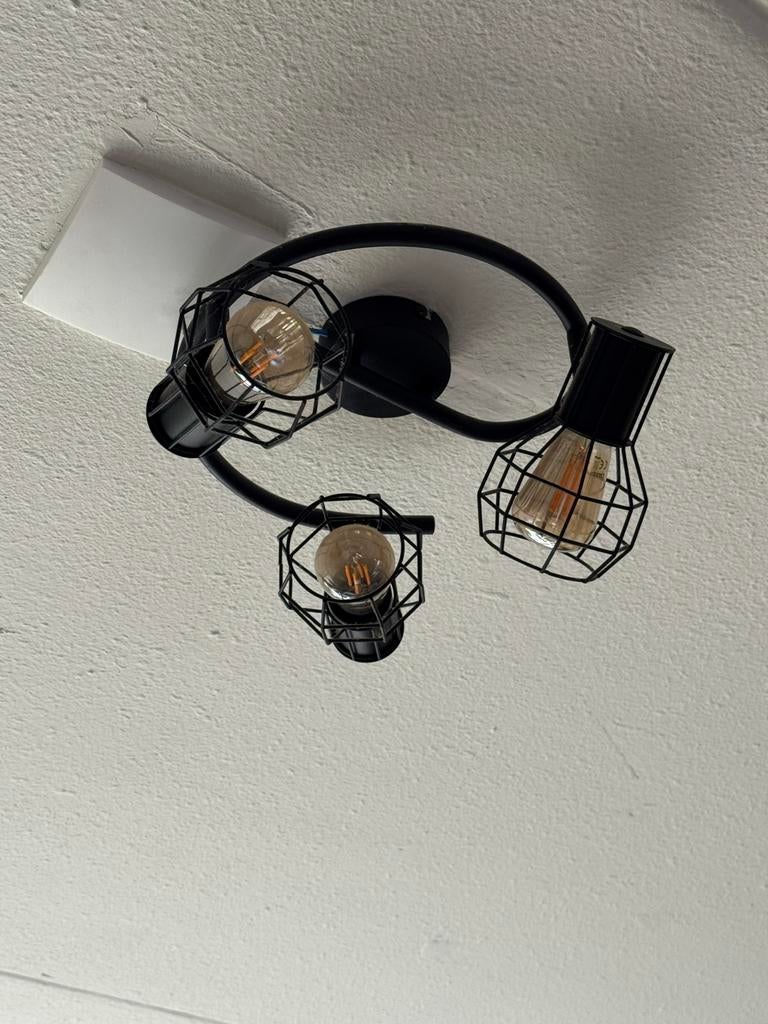 Zwarte plafondlamp met 3 spots - industrieel design, Ophalen, Gebruikt, Metaal