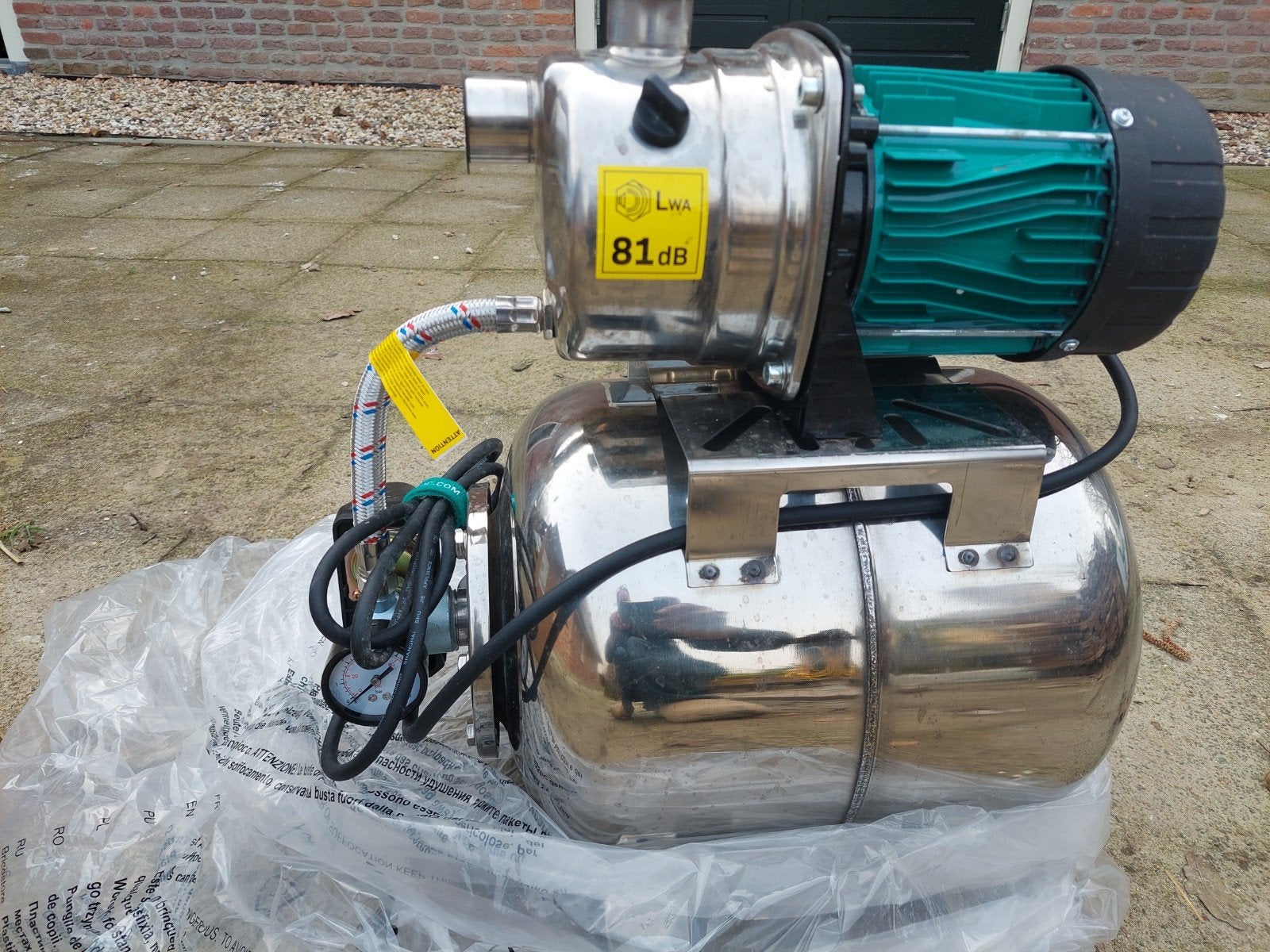 Vonroc RVS hydrofoor pomp nieuw, Tuin en Terras, Ophalen, Nieuw, Elektrisch, Hydrofoorpomp