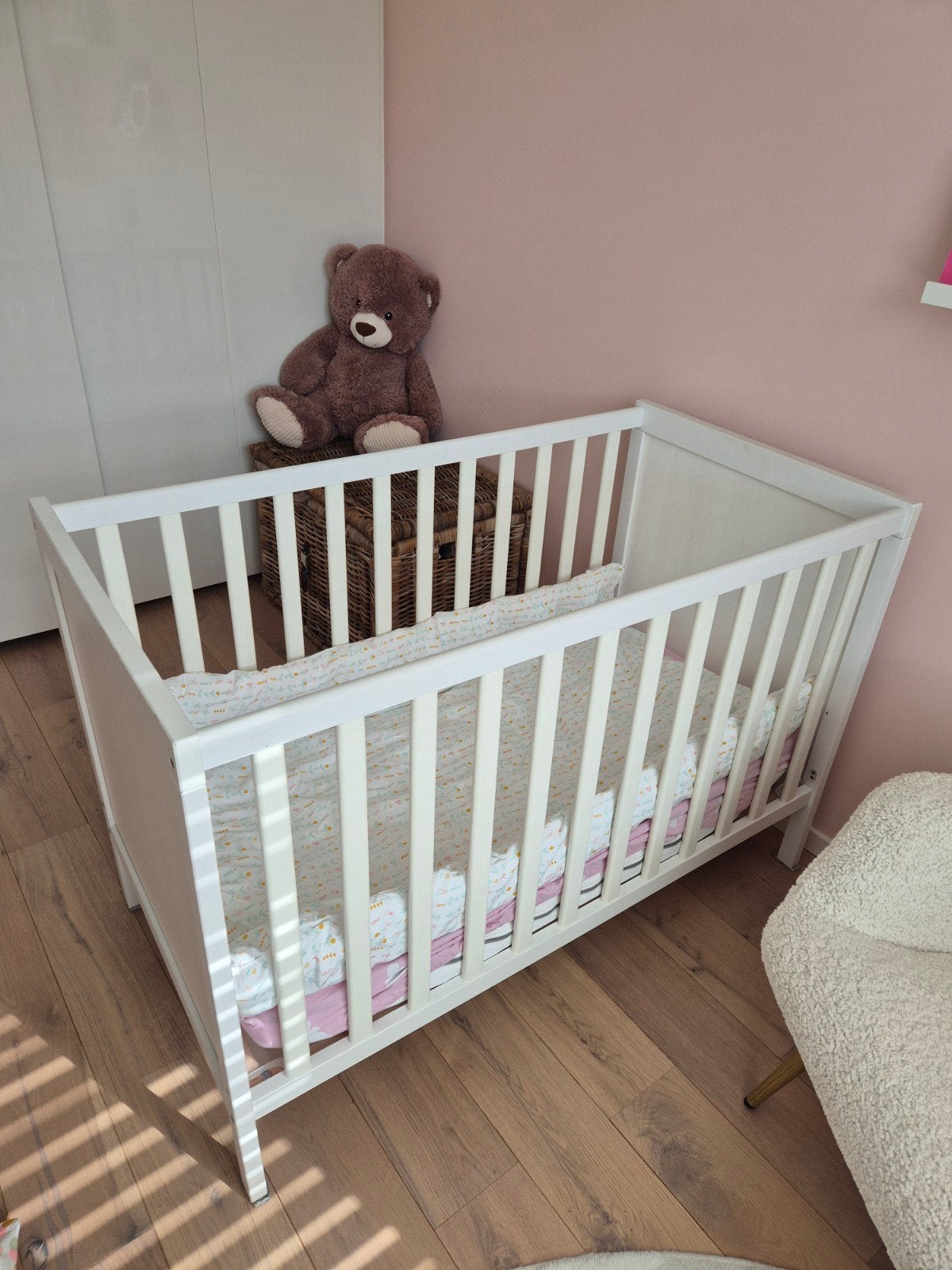 Goed, mooi en stevig ledikant, Kinderen en Baby's, Ophalen of Verzenden, Zo goed als nieuw, Jongetje of Meisje