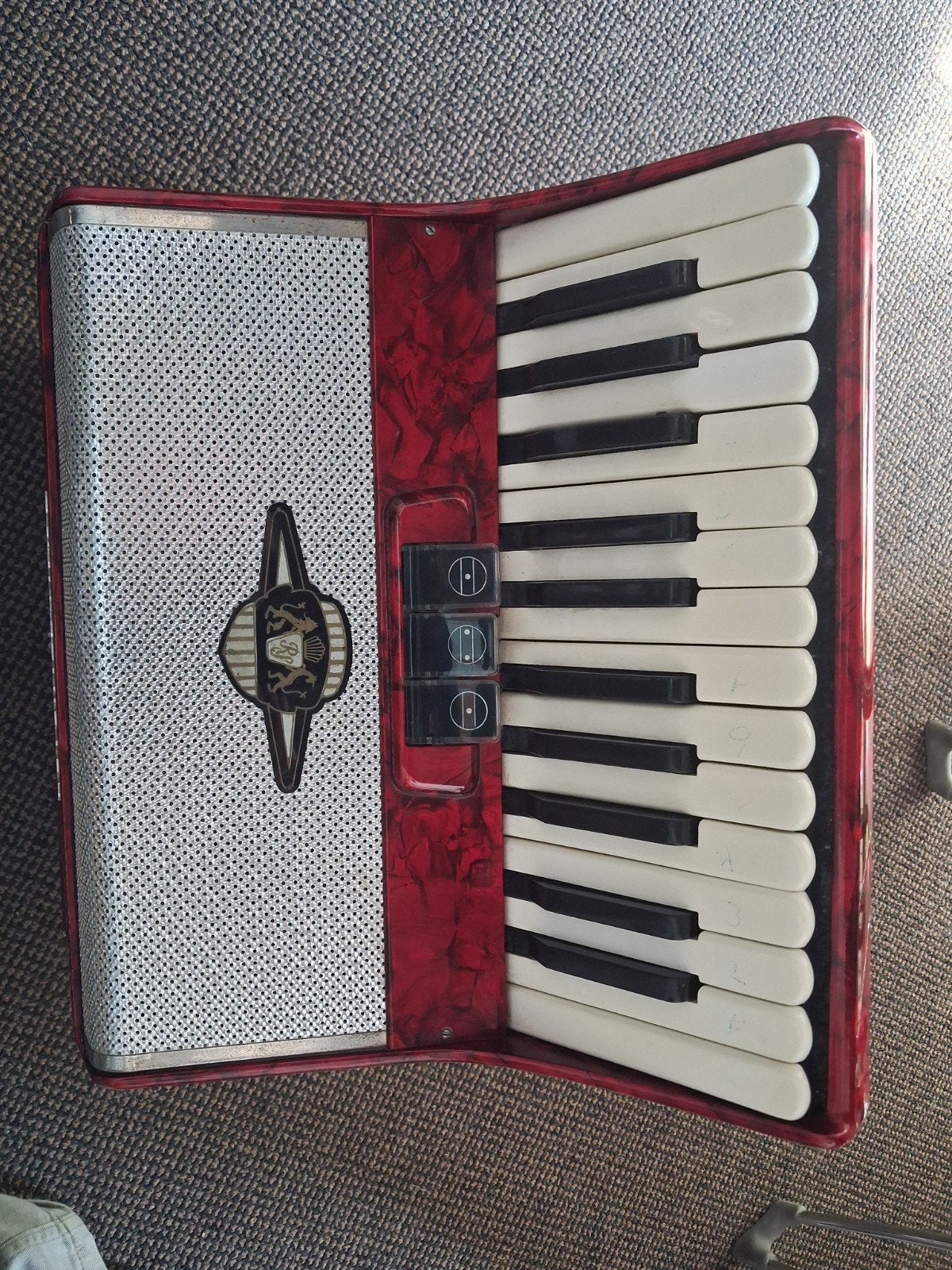 Accordeon Hohner Tango 2M vanaf 190 euro, Ophalen, Gebruikt, 120-bas, Hohner