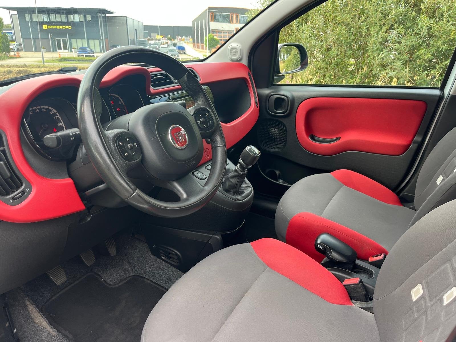 Foto 10 van Fiat Panda 0.9 | Airco | Distributieketting | APK september