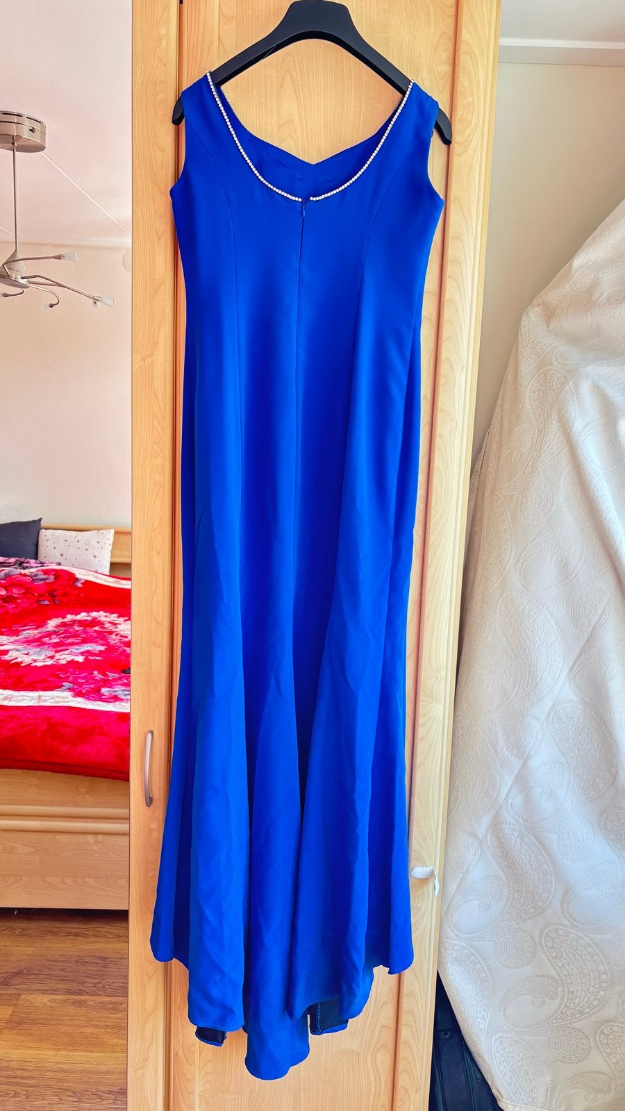 Elegante kobaltblauwe avondjurk met parels, Kleding | Dames, Maat 38/40 (M), Blauw, Ophalen of Verzenden, Zo goed als nieuw