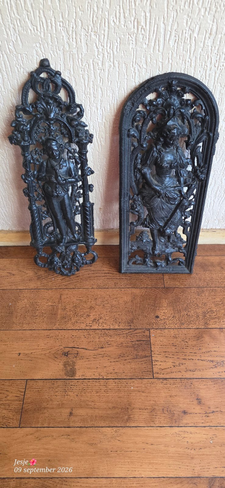Antieke Franse gietijzeren deurroosters (2 stuks), Ophalen