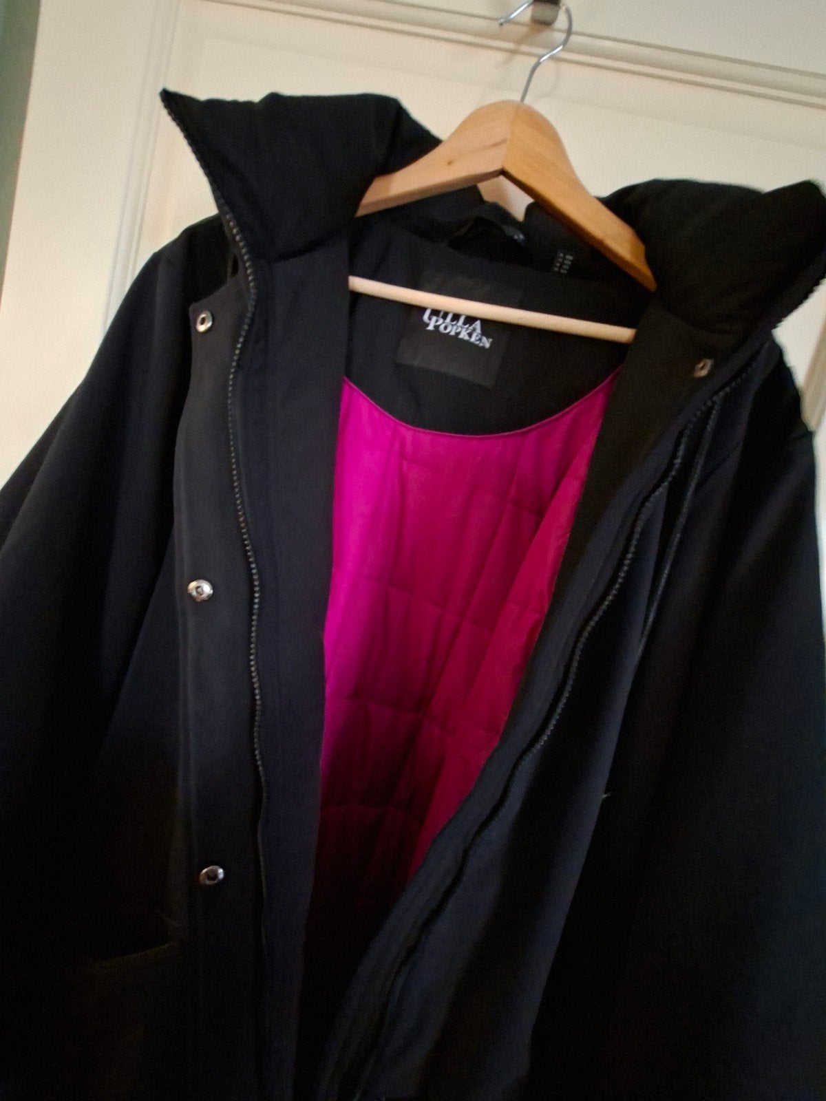 Zwarte jas met roze voering grote maat, Ophalen of Verzenden, Zo goed als nieuw, Zwart, Jas of Mantel