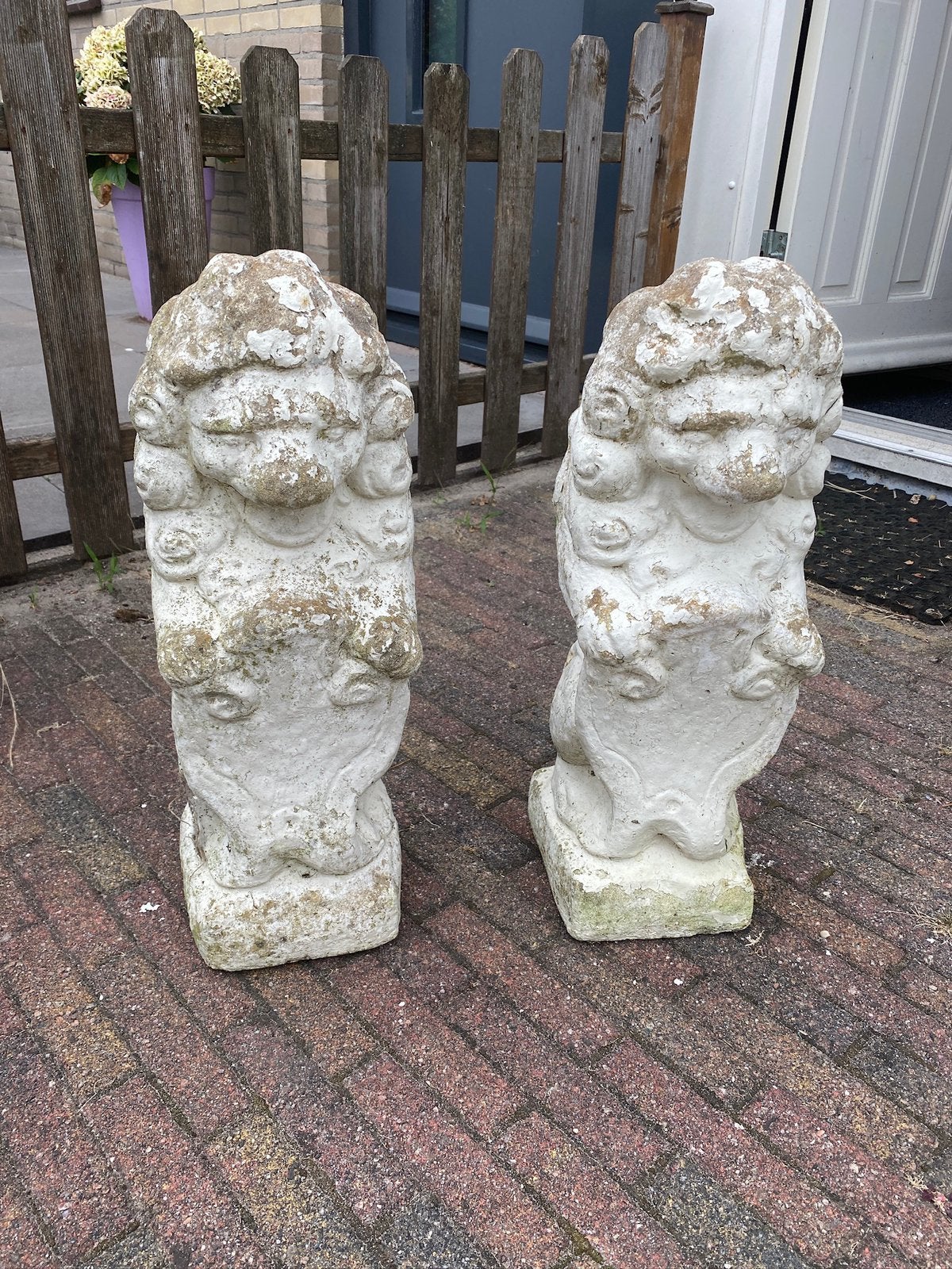 Leeuwen beeldjes ca, 50 cm, 35€  per stuk, Tuin en Terras, Ophalen, Gebruikt, Steen