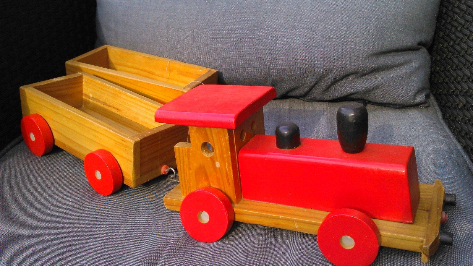 Houten trein, Kinderen en Baby's, Speelgoed | Houten speelgoed, Ophalen of Verzenden, Gebruikt, Overige typen