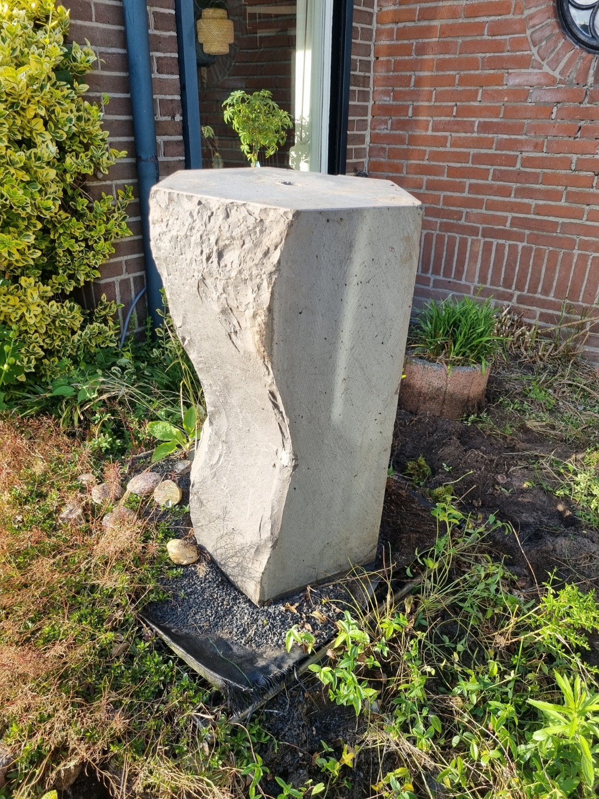 Stenen fontein, Ophalen, Gebruikt, Beton, Fontein