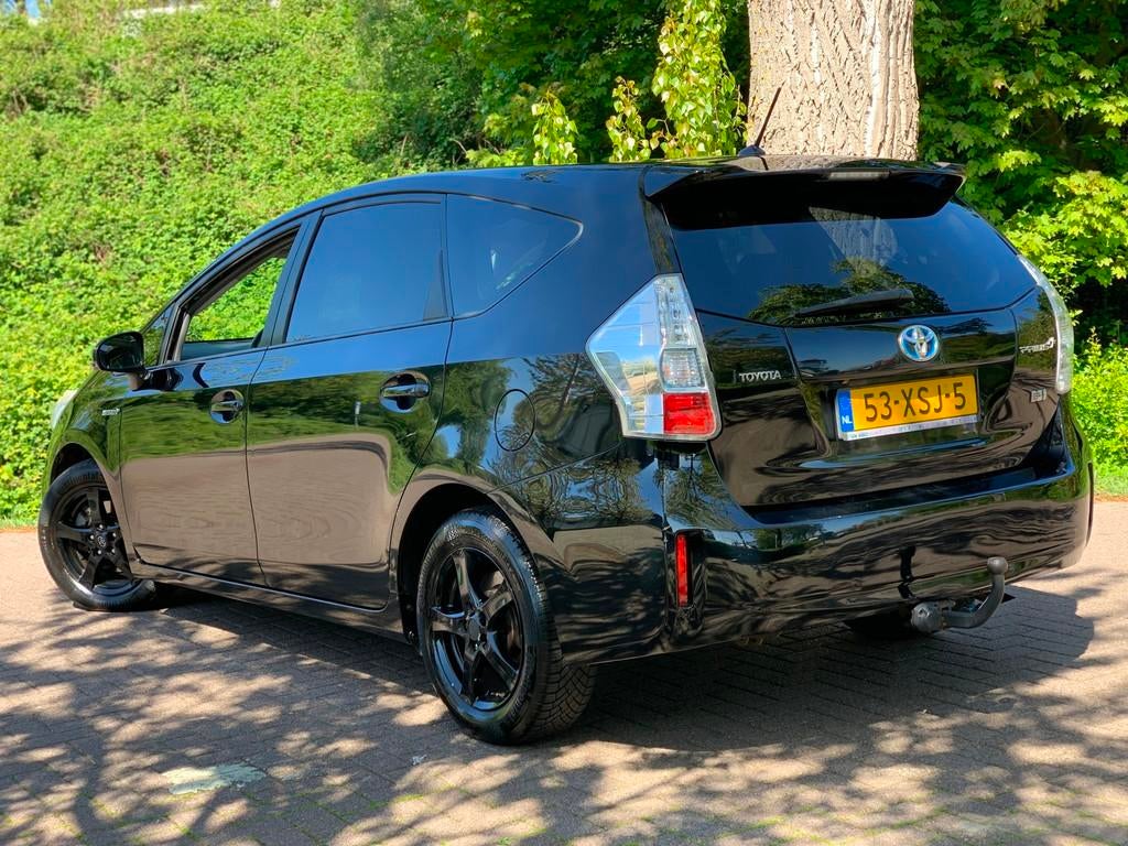Toyota Prius Wagon 1.8 Aspiration 96g PANO HUD CLIMA 7 PERS, Auto's, Toyota, Euro 5, Gebruikt, 4 cilinders, 7 stoelen