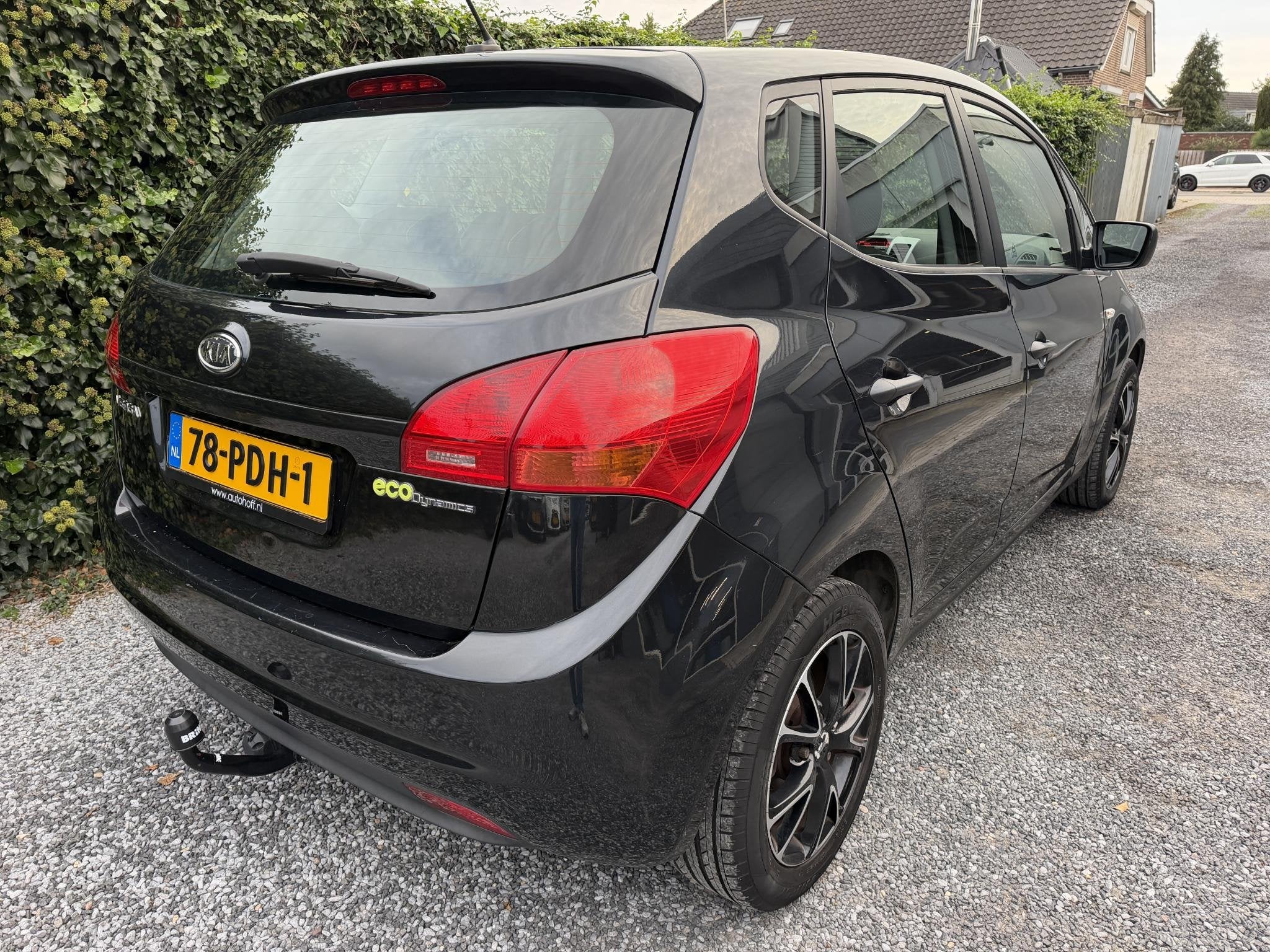 Kia Venga 1.4 CVVT X-tra | Airco | Elekt. Ramen | Trekhaak |, Euro 5, Stof, Gebruikt, 4 cilinders