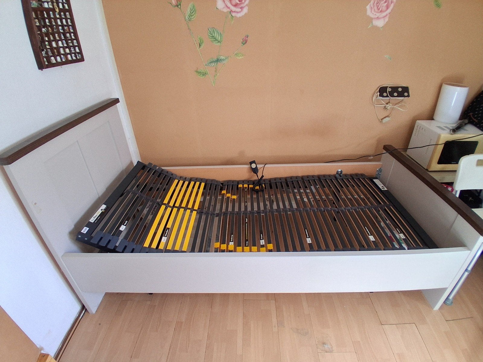 Seniorenbed met verstelbare lattenbodem, Ophalen, 90 cm, Eenpersoons, 200 cm