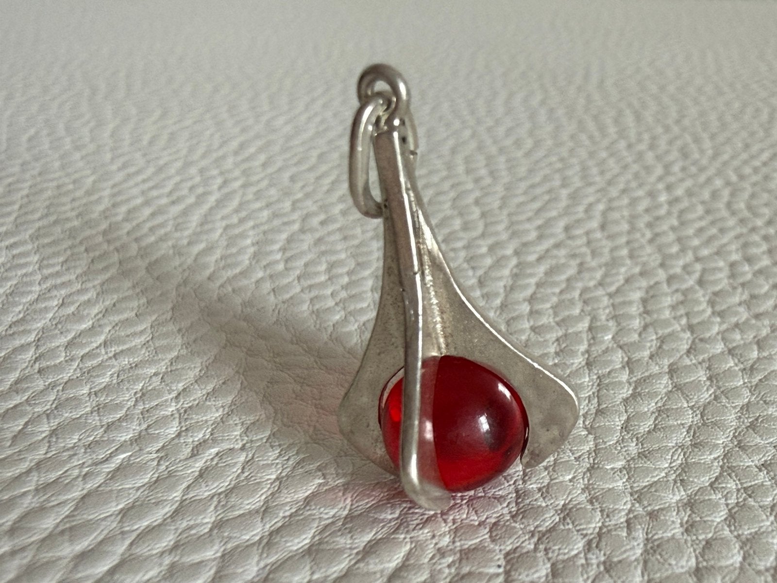 H289/Vintage Zilveren Elis Kauppi Hanger FINLAND, Gebruikt, Verzenden, X, Rood