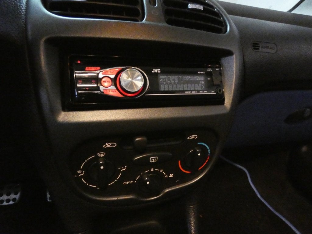 Peugeot 206 CC 1.6-16V (bj 2002), Auto's, Voorwielaandrijving, Gebruikt, Cabriolet, 49 €/maand