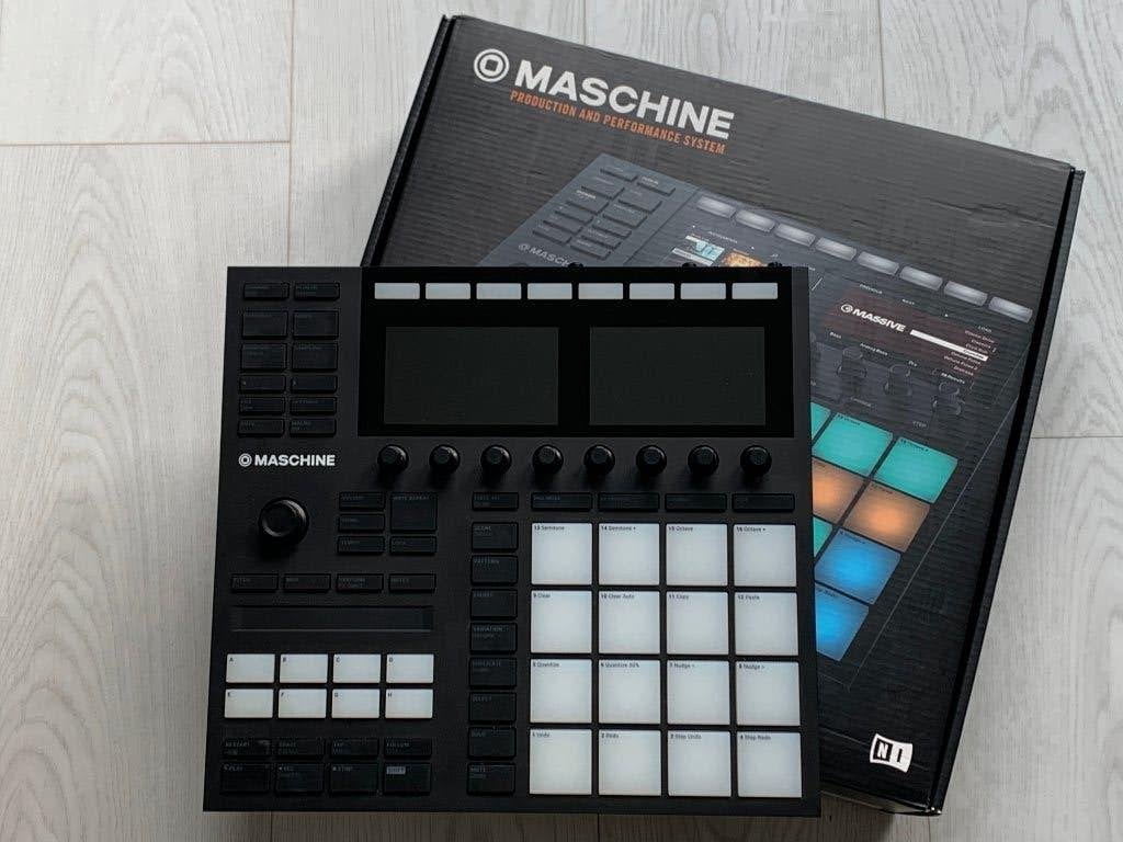 Z.G.A.N. NI Maschine MK3 controller + Decksaver, Ophalen of Verzenden, Zo goed als nieuw