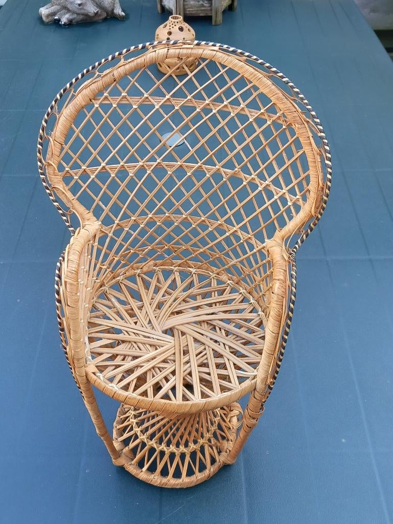 rotan poppen/beren meubeltjes strandstoelen groot en klein, Ophalen of Verzenden, Gebruikt, Overige typen