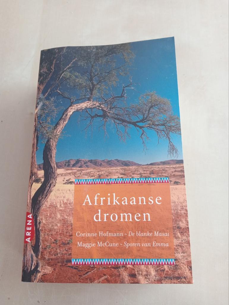 Maggie McCune - Afrikaanse dromen, Ophalen, Zo goed als nieuw, Maggie McCune; Corinne Hofmann