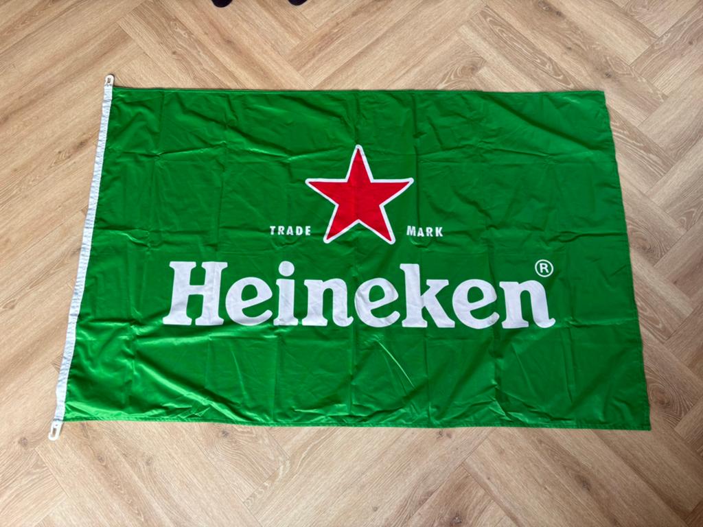 Heineken vlag, Ophalen of Verzenden, Zo goed als nieuw
