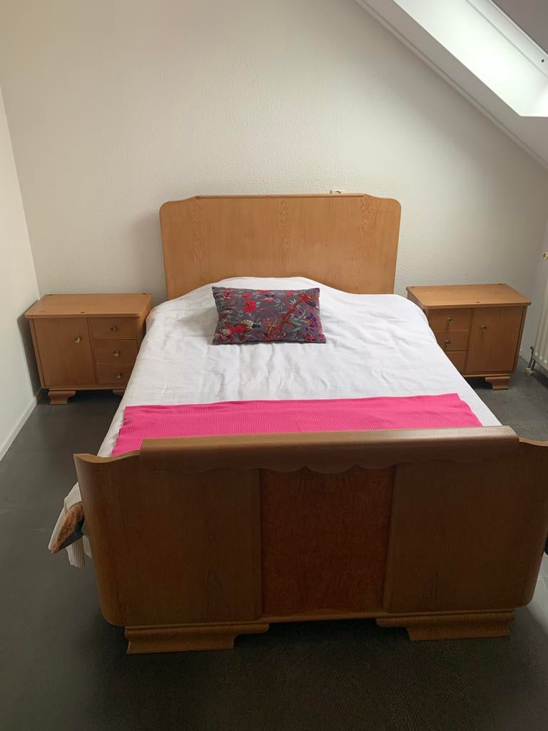 Vintage slaapkamer set: bed, nachtkastjes, kaptafel, Ophalen, Tweepersoons