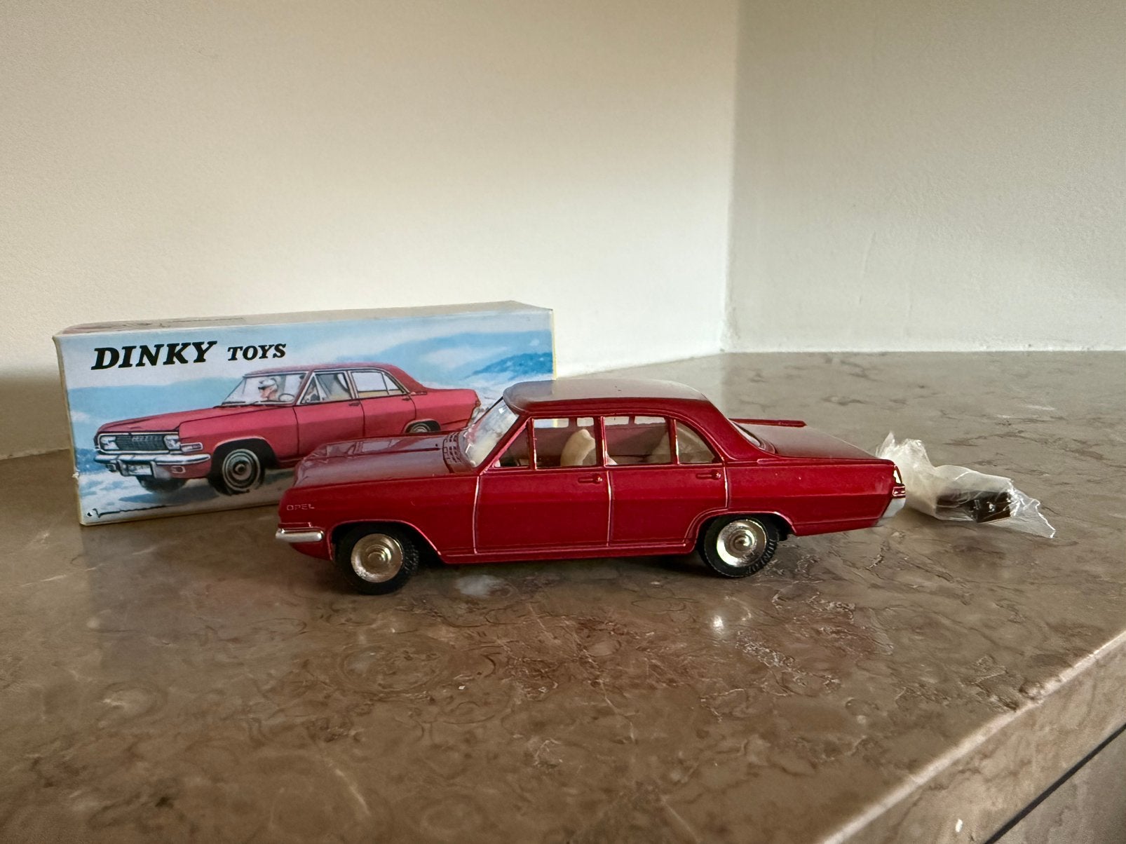 Opel Admiral - Dinky Toys - Atlas - nr 513 - Nieuw, Hobby en Vrije tijd, Ophalen of Verzenden, Nieuw, Auto, Dinky Toys