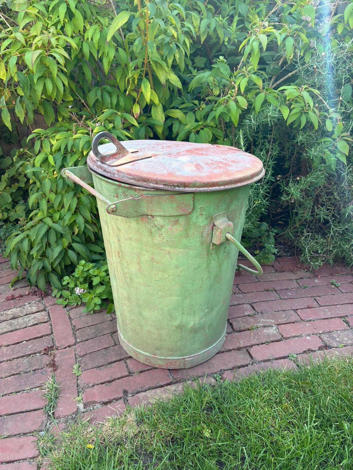 Zinken vintage vuilnisemmer, Huis en Inrichting, Ophalen, Gebruikt, 40 liter of meer, Metaal