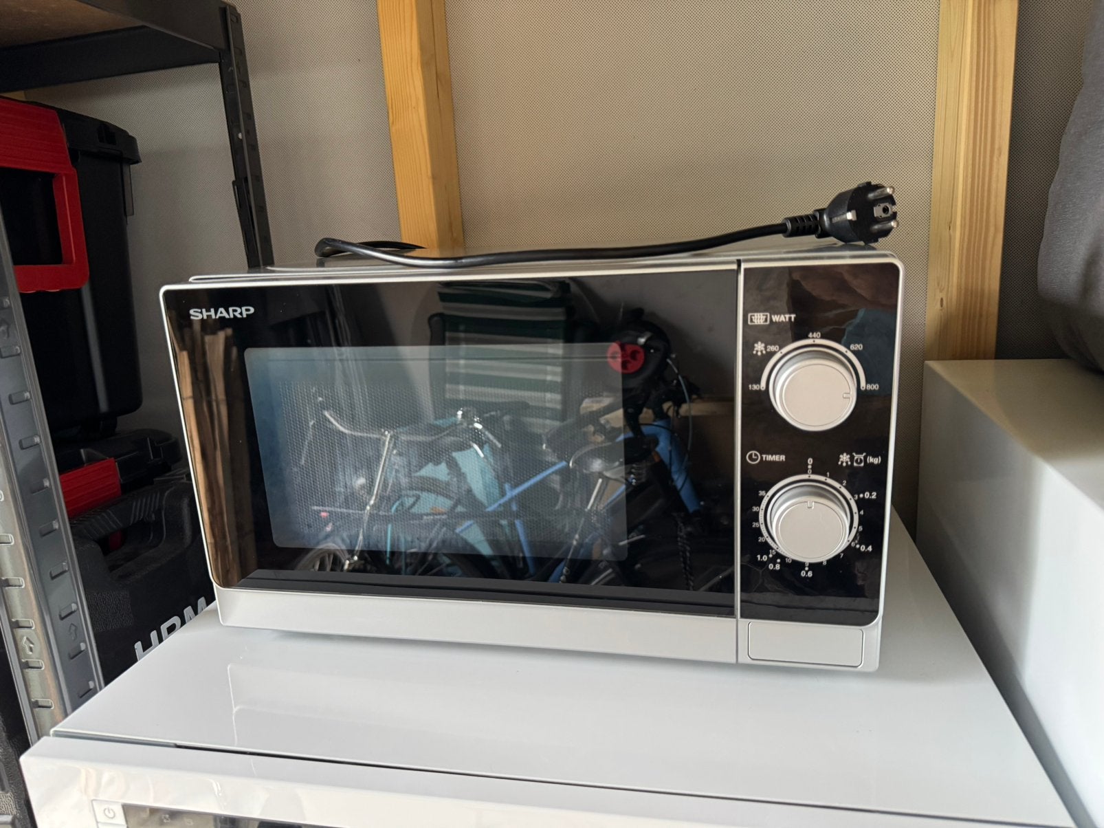 Sharp R2000INW, Ophalen, Gebruikt, Minder dan 45 cm, Magnetron